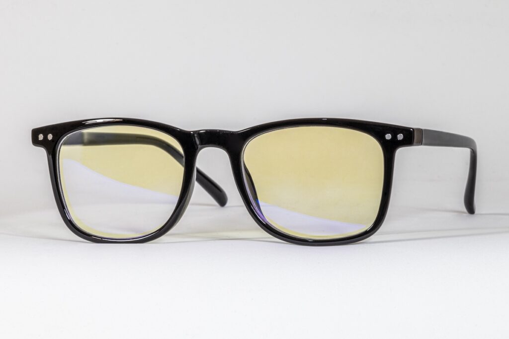 Do Blue Light Glasses Work? NorthEast Ohio Eye Surgeons